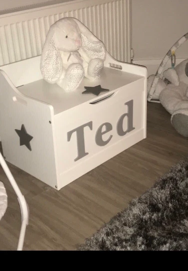 Toy chest best sale with name