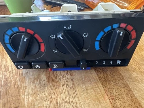 Factory 1994-1998 Land Rover Discovery 1 AC Heater Manual Temp Climate Control