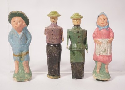 Set of 4 antique wooden figures, mass figures, peasant women etc.
