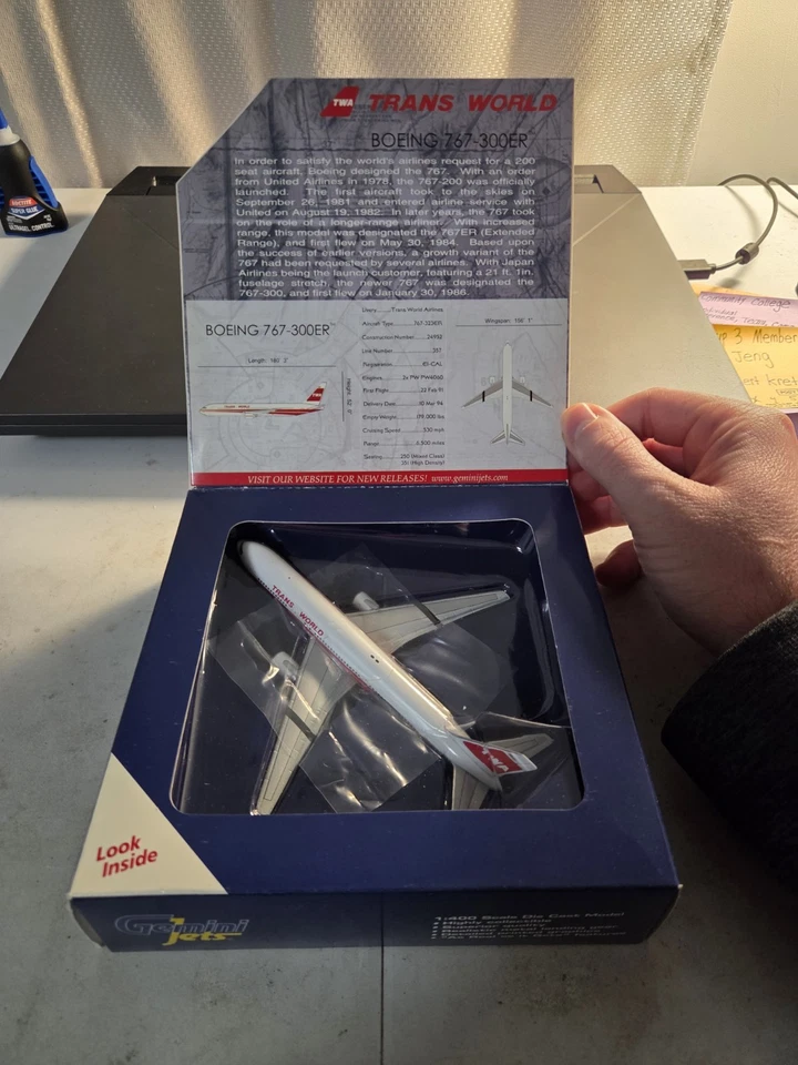 Gemini Jets 1:400 Trans World TWA Boeing 767-300ER in Old Color Diecast Model - Image 3 of 4