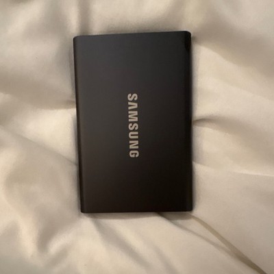 Samsung Portable SSD T7 1TB USB-C External Solid State Drive Black MU-PC1T0T.
