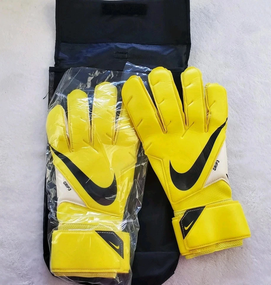 Nike GK Grip3 Goalkeeper Gloves - Thumbnail 3