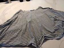 En Babies Full Coverage Infant Baby Nursing Poncho One Size Breast Feeding Throw