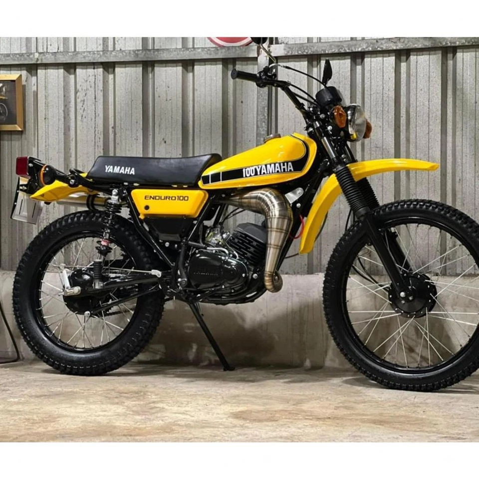 FOR YAMAHA DT100 DT125 DT175 DT250 DT400 FRONT FENDER BUSH SET YELLOW - Image 3 of 4