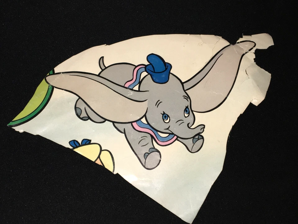 PAPEL PINTADO DISNEY VINTAGE Habitación Bebé Niños DECORACIÓN GUARDERÍA DUMBO Artesanía Decoupage Foto 2 de 4