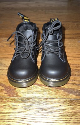 Toddler Dr.Martens Boots Black Never Worn But No Box Size 5C  display picture 2
