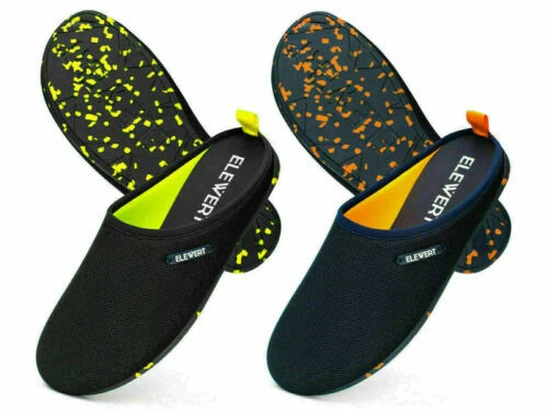 Zapatillas de andar multicolores por casa de hombre