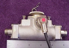 BIRD ELECTRONICS DIRECTIONAL COUPLER no slug  p/o Bird 43 WATTMETER LINE SECTION