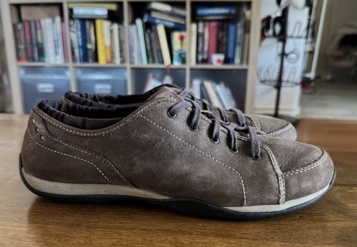 LL BEAN Women's Leather Casual Fashion Sneakers Walking Shoes Size 11 M/282700 - Picture 2 of 7
