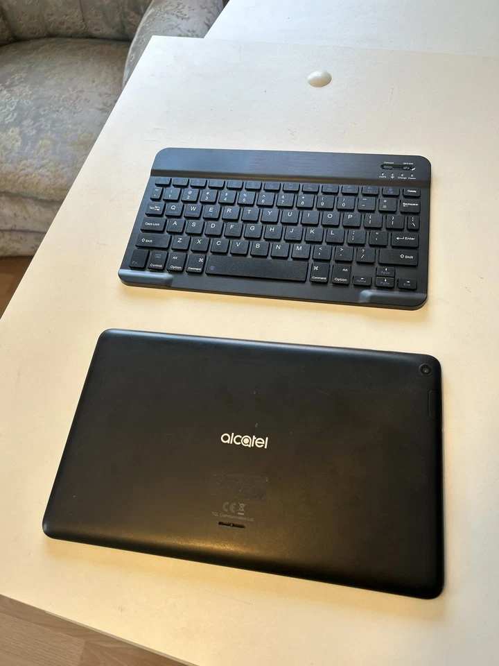 ALCATEL 1T 8082 10.1" (25.7 cm) WLAN Premium Tablet - Schwarz (8082-2AALWE) - Bild 3 von 4