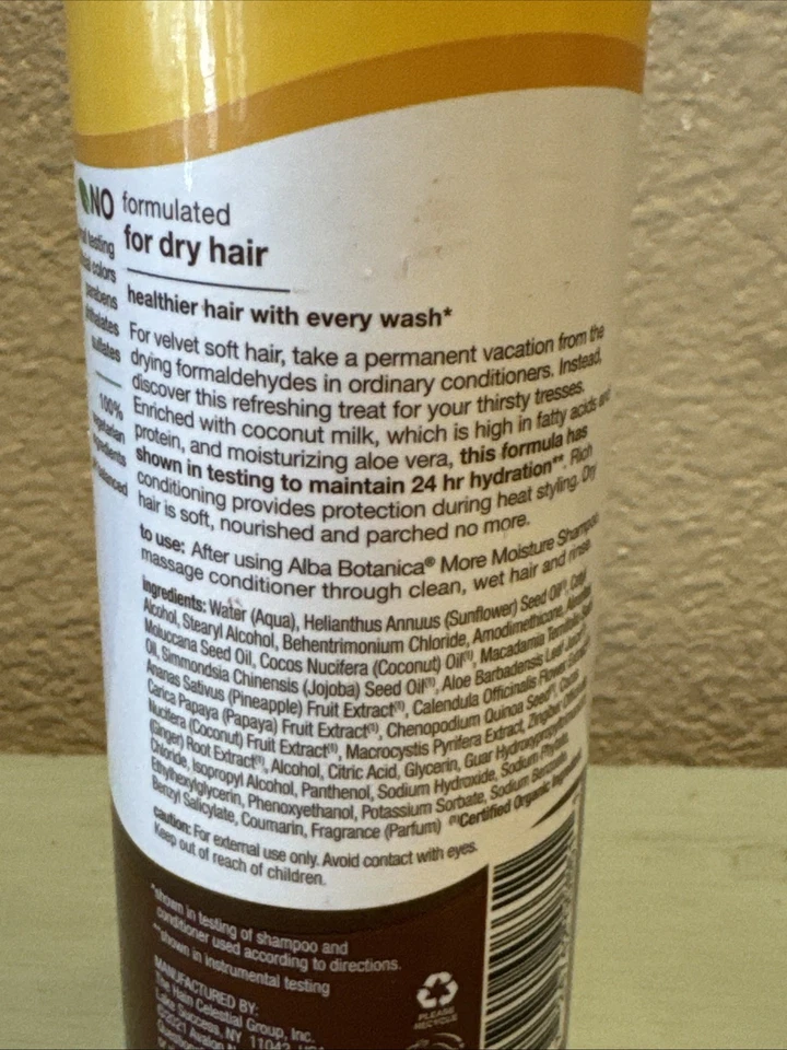 Acondicionador Alba Botanica More Moisture - Leche de coco 12 fl. oz. Crema Foto 4 de 4