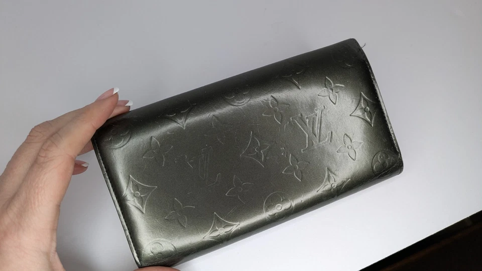 Cartera Louis Vuitton Vert Oliva Monograma Vernis Sarah Auténtica Única LV Foto 2 de 4