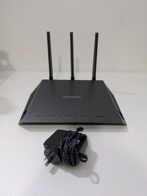 NetGear Nighthawk  D7000 AC1900 WiFi VDSL/ADSL Modem Router 12V 2.5A C/W Charger