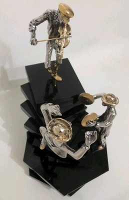 Yaacov Heller Fiddler Music Musicians Sculpture 1992  Figures Rotating Baser