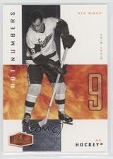 2006-07 Flair Showcase Hot Numbers Gordie Howe #HN17 HOF in3