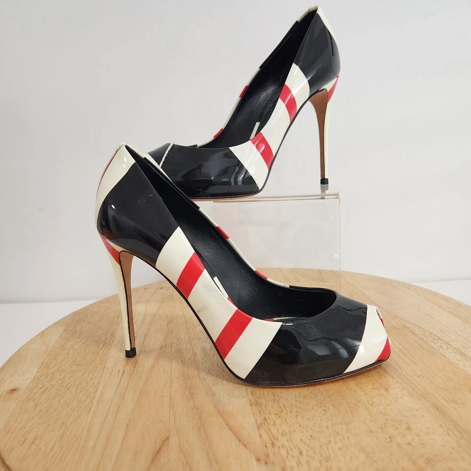 Tacones Dolce & Gabbana 35 5 charol a rayas punta abierta aguja negro rojo Foto 2 de 4