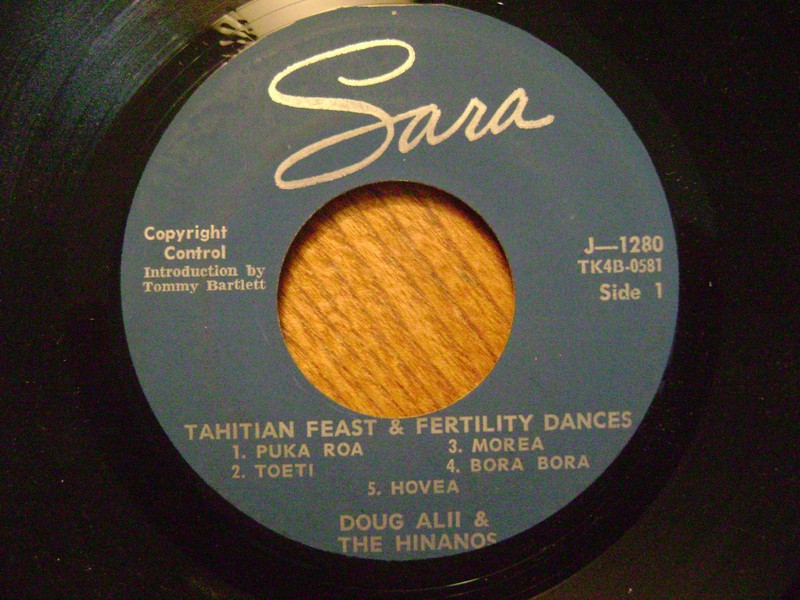 SARA/ CUCA 45 RECORD/ DOUG ALII &HIS HINANOS/TAHITIAN  FEAST/J-1280 BLUE LABEL
