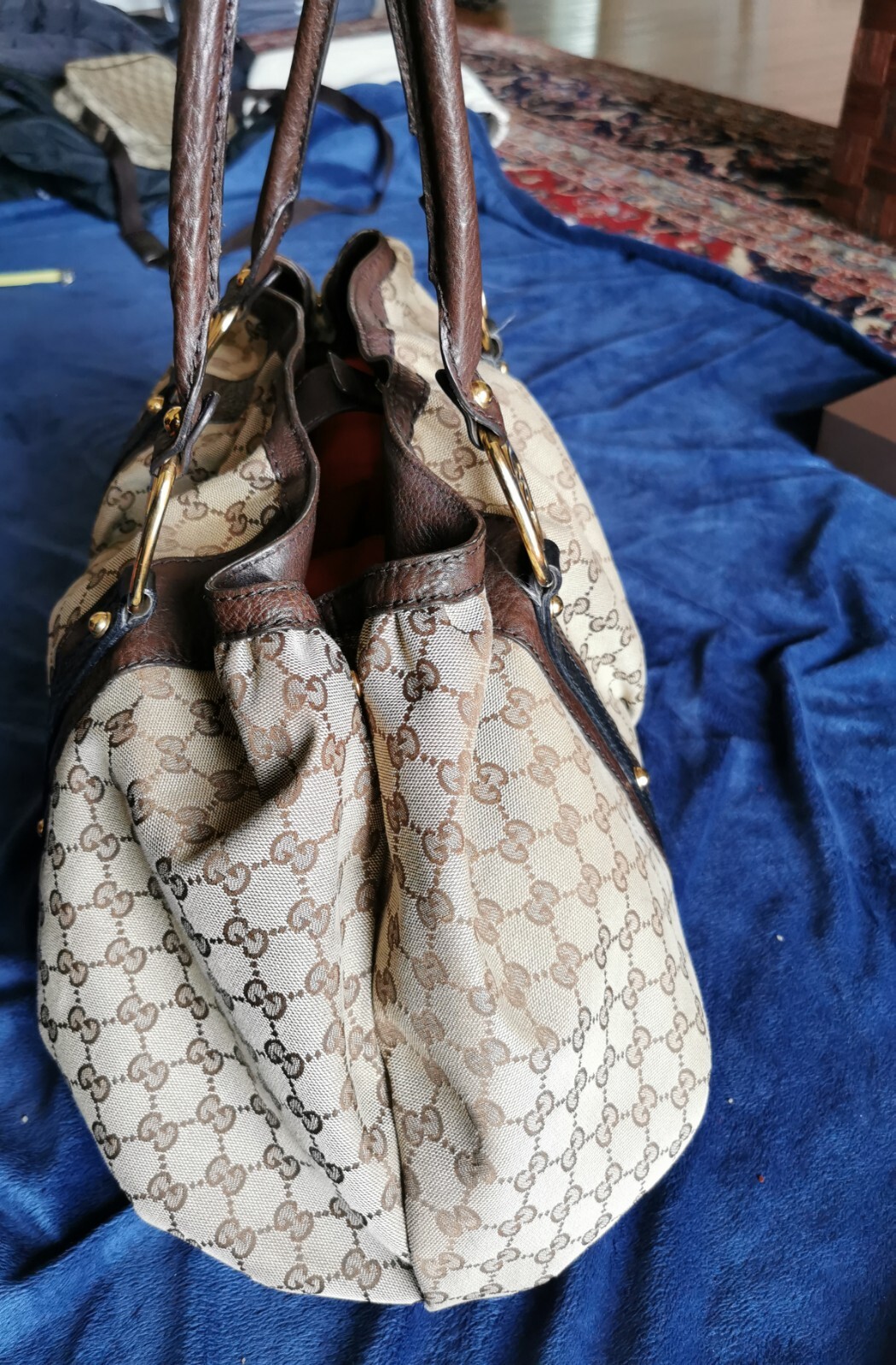 GUCCI GG Monogram Hobo Beige  extra large. Great … - image 7