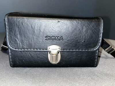 Sigma hard Case 3X6'' for 17-50mm 17-70mm 18-200mm lens