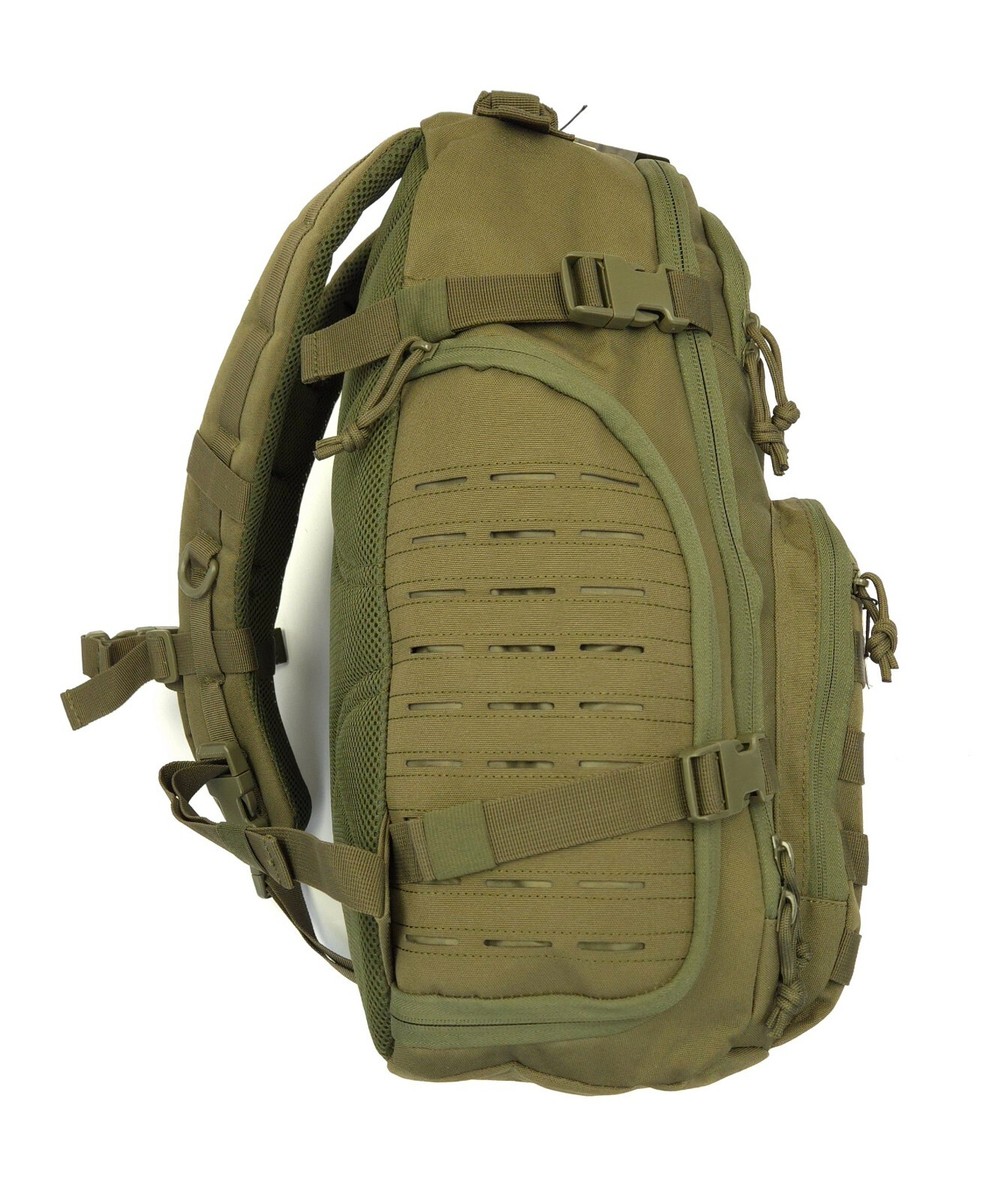 米軍特殊部隊用HIGHLAND TACTICAL ROGER リュック4万の品 米軍特殊部隊用HIGHLAND TACTICAL ROGER リュック4万の品