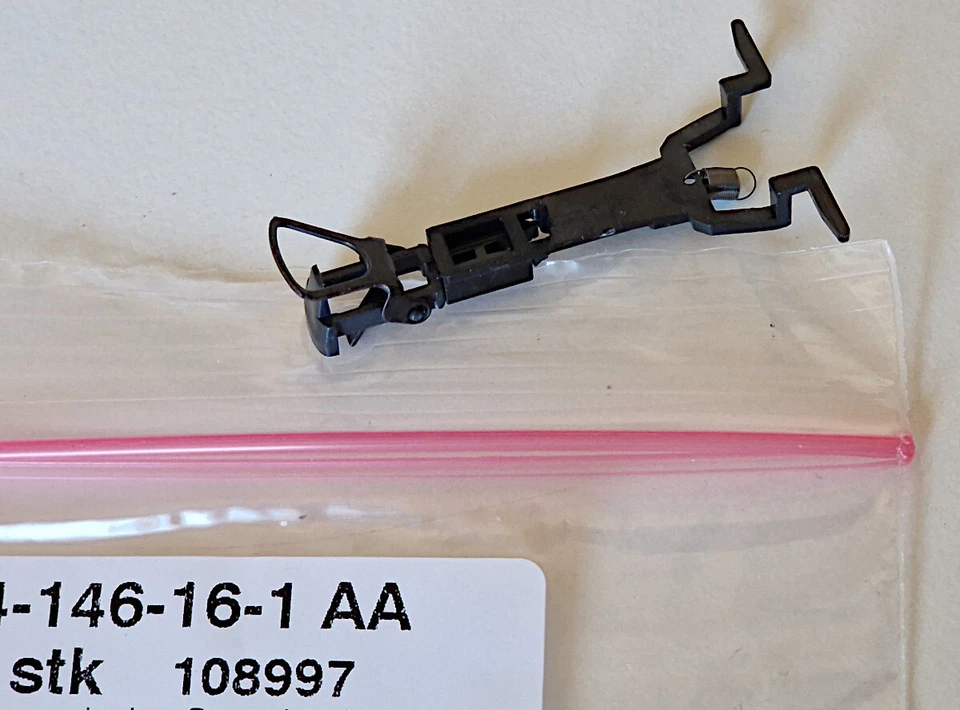 Roco 108997 99697 Kupplungsdeichsel NEM schwarz für versch. Wagen Spur H0, NEU