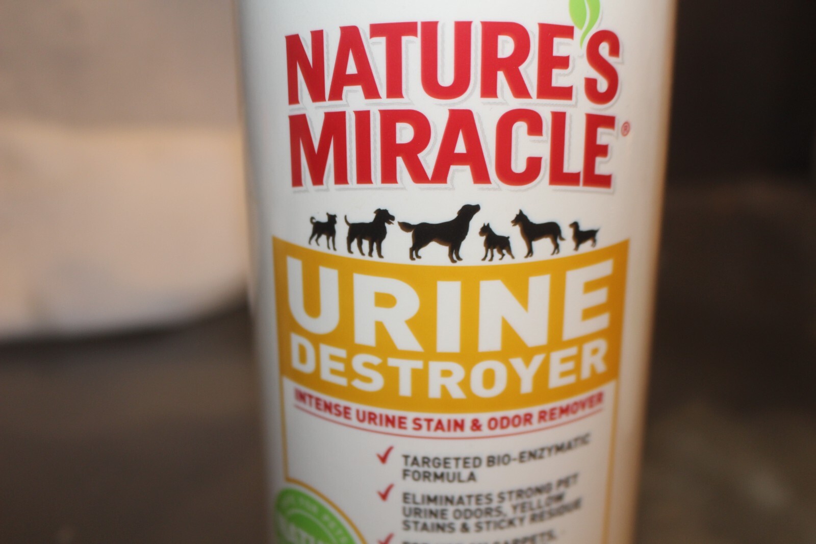 Nature's Miracle Urine Destroyer Dog 32 Ounces, Enzymatic Formula, Pour