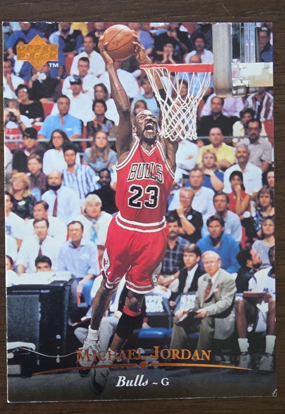 1995-96 Upper Deck - Michael Jordan #23 Bulls on Front