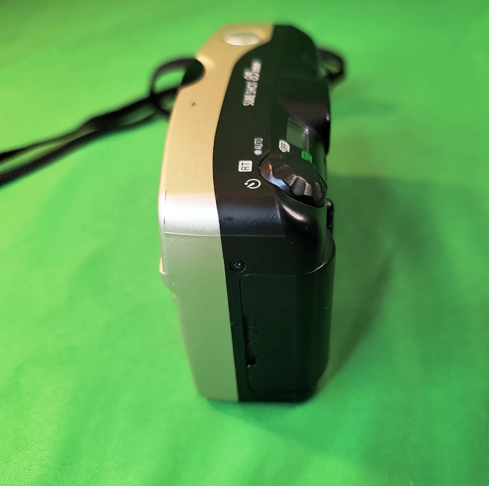 Canon SURE SHOT 85 Zoom Date 35mm Point And Shoot Film Camera Tested - Image 4 of 4