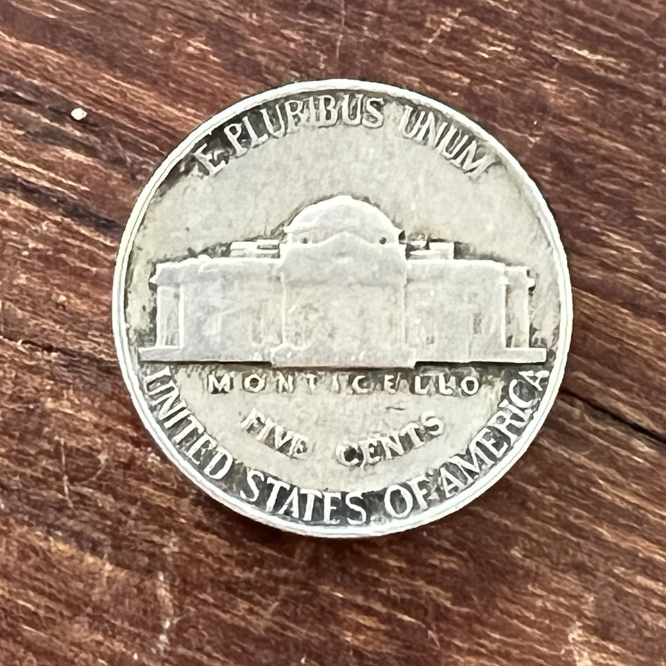 Jefferson Nickel 1946 RARE No Mint Mark! Low Mintage 75% Copper 25% Nickel - Image 4 of 4