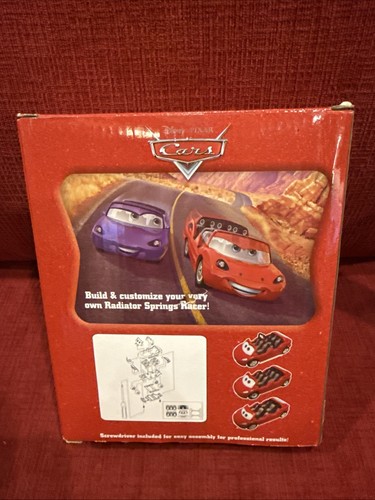 2012 Disney Pixar Cars Radiator Springs Racers Mechanic Set New Box Disneyland - Picture 6 of 7