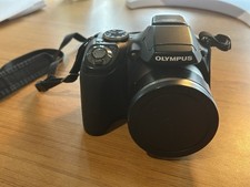 Olympus SP-590UZ Digital Camera 12.0MP 26x Optical Zoom