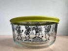 Pyrex 7201 Mariachi Day of The Dead Halloween Skeletons 4 Cup Glass Bowl Green
