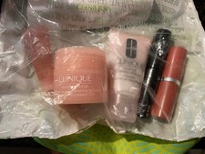 Clinique Skincare Makeup Travel Gift Set with bag NEW