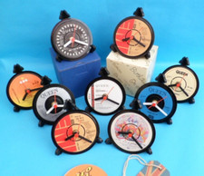 QUEEN CLOCK Side Table Desk Top Upcycled Vinyl Record Hit Singles Songs Size 4"