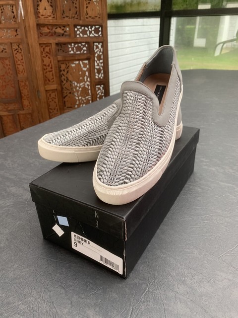 steve madden slip on tennis shoes