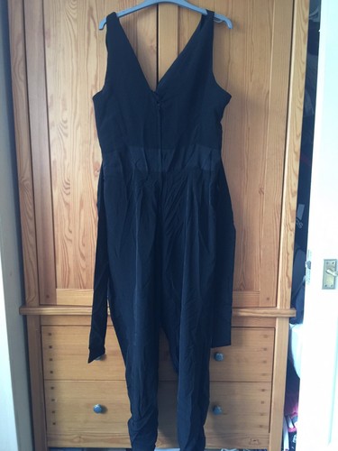 Bnwt Ladies Black Summer Peacocks Evie Jumpsuit Size Uk 18 - Picture 5 of 11
