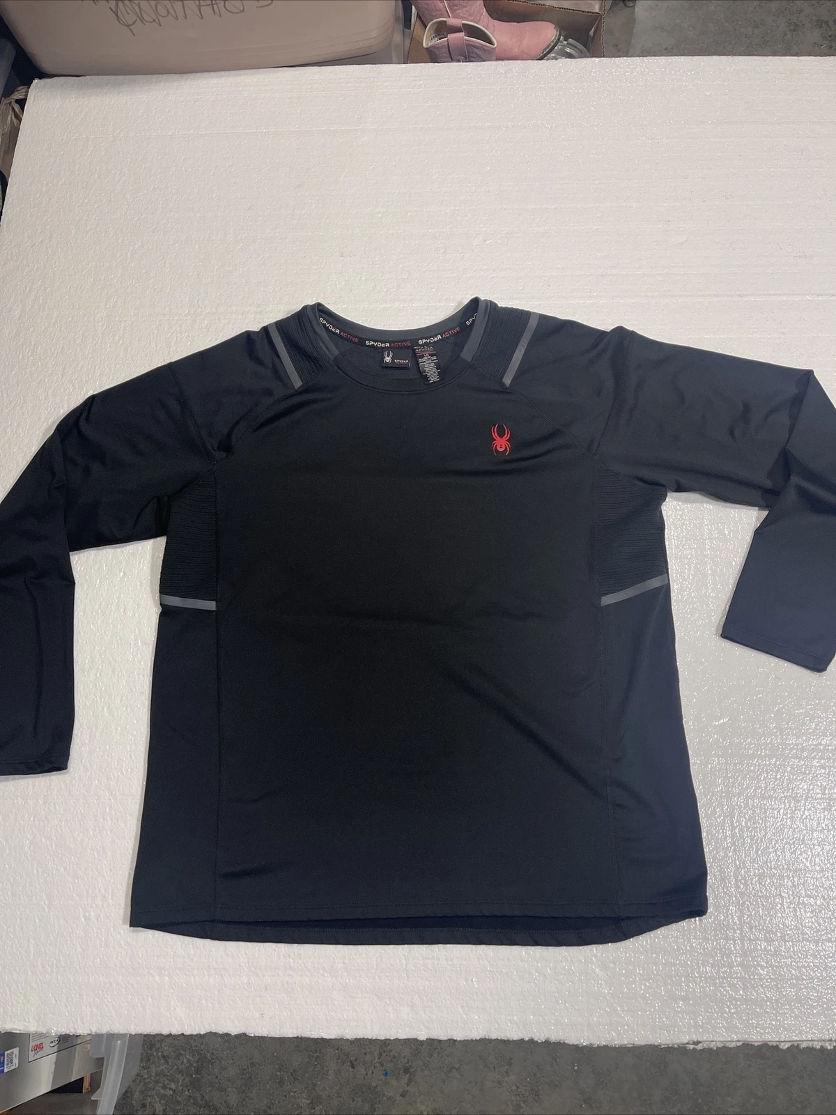 Men’s Spyder Active Long Sleeve Shirt Large Pullover Stretchable Preowned