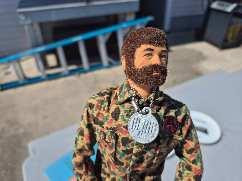 Vintage 1964 G. I  Joe GI Joe Land Adventurer w/ Necklace & Original Box Nice! - Image 2 of 4