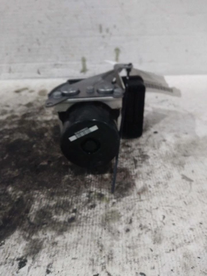 Conjunto de pieza de freno antibloqueo para BMW 128i 509473 09-13 Foto 2 de 4