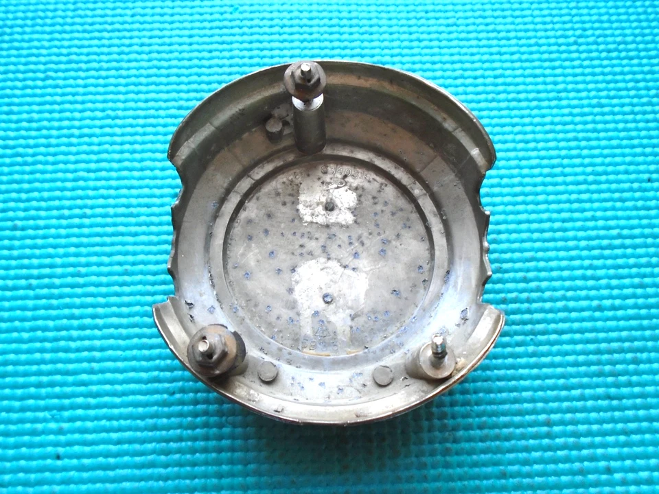 Ford Fairlane Torino GT 1968 ass't. de piezas pequeñas. 1969? Marcas de hachís, insignia 390. Foto 4 de 4