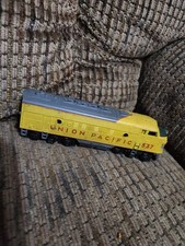 Vintage HO Scale Tyco Austria Union Pacific 537 Diesel Locomotive 7" Long