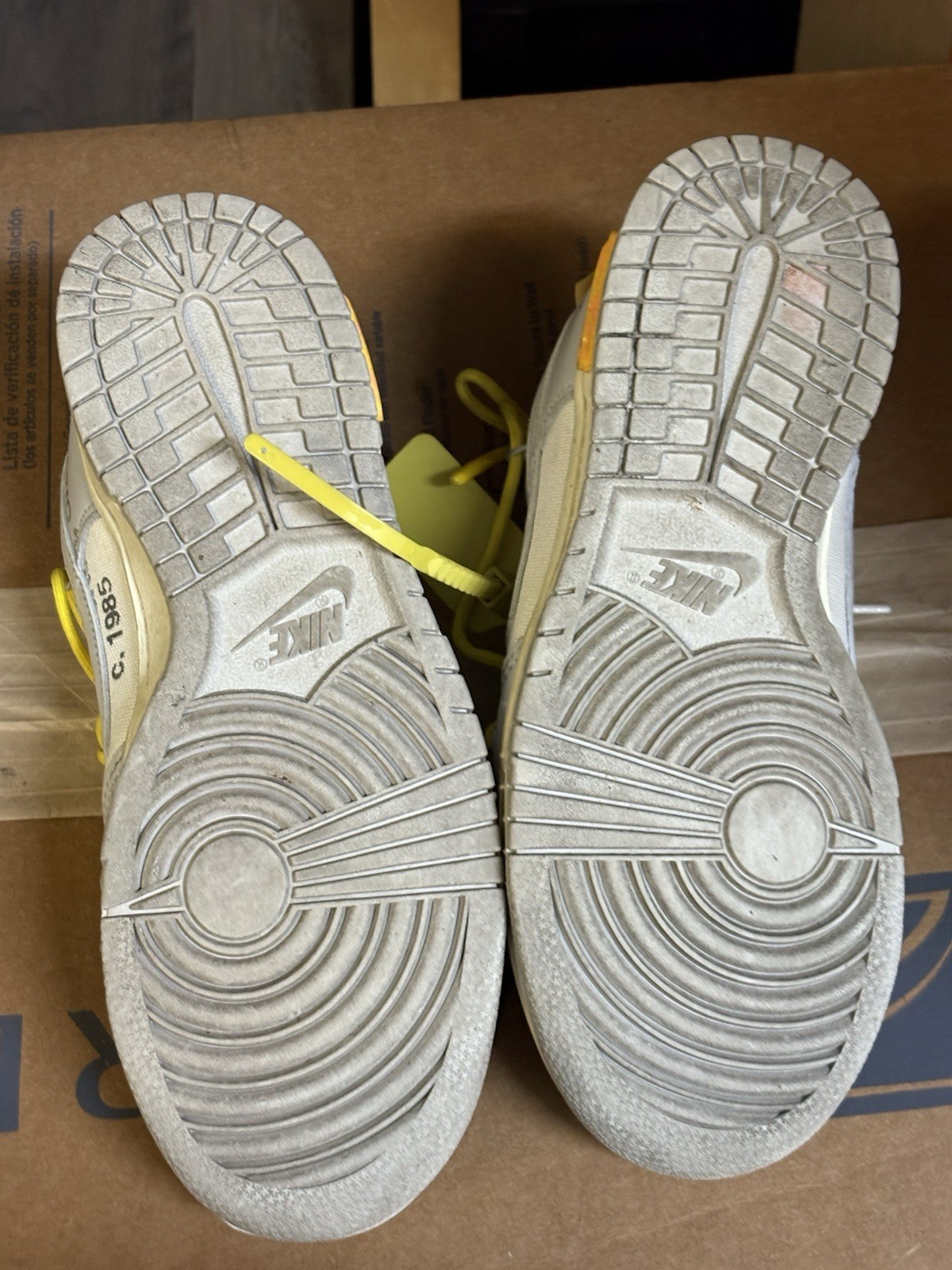 Off White Dunks - image 6