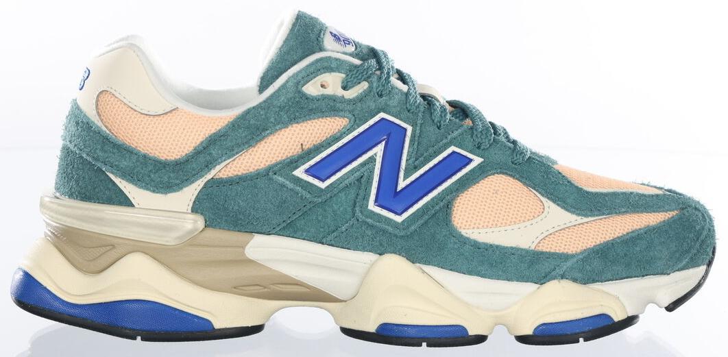 New Balance 9060 New Spruce Peach Blossom for Sale | Authenticity