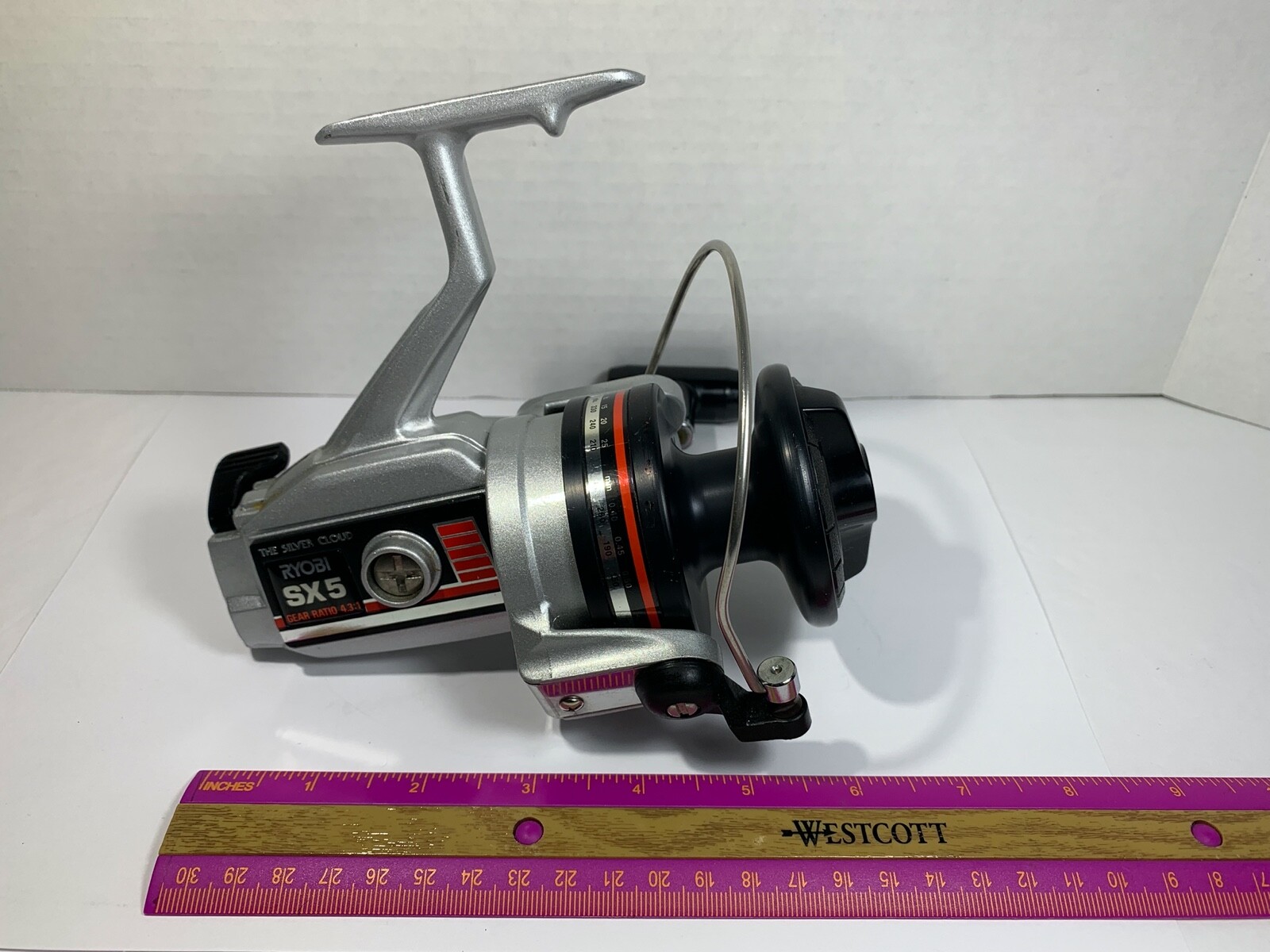 Vintage Ryobi SX5 "The Silver Cloud" Spinning Fishing Reel