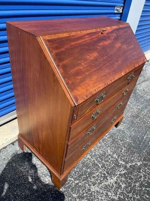 Recepción Chippendale con figura de caoba inclinada años 1800 10 cajones escritorio interior Foto 3 de 4