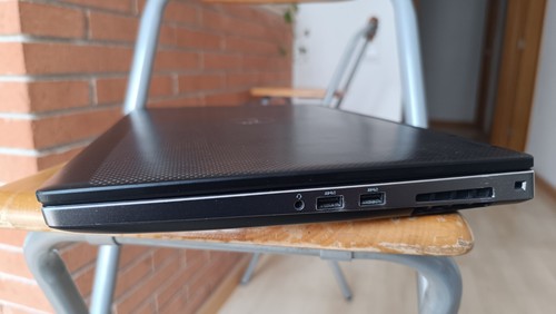 Dell 7530 /GPU Quadro P3200/Cpu i7/Ram 32 GB/15,6 Zoll UHD 4K Display/512Gb - Afbeelding 4 van 6