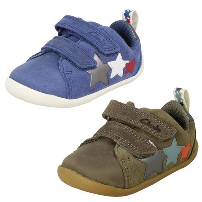 Jungen Clarks Leder Pre-Walking Hook&Loop erste Schuhe ''Roamer City T''