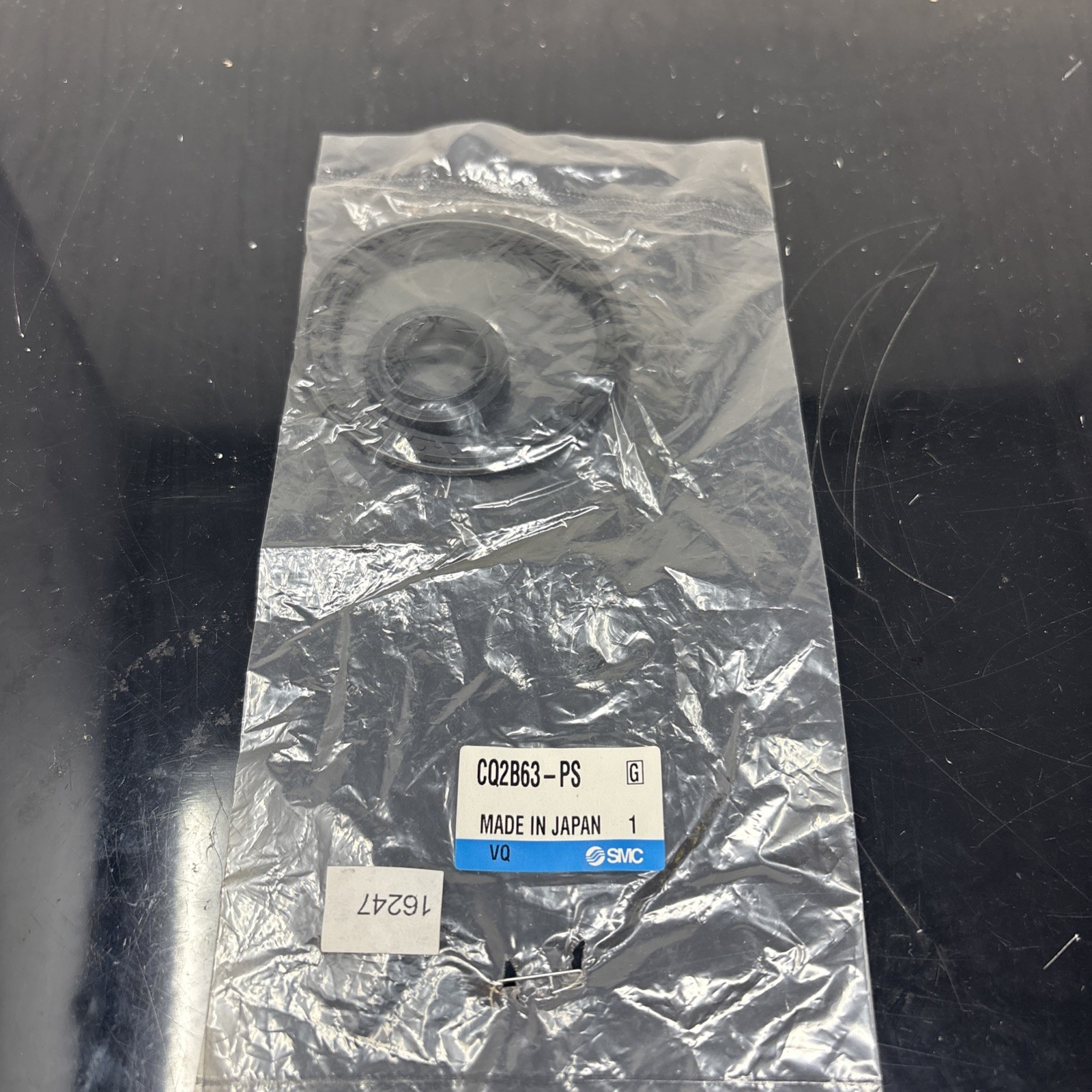 SMC CQ2B63-PS / CQ2B63PS (NEW IN BOX)