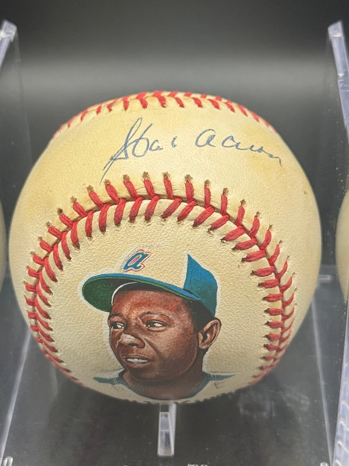 Vintage Hank Aaron Signed National League White Portrait Baseball 🔥 Beckett COA - Image 4 of 4