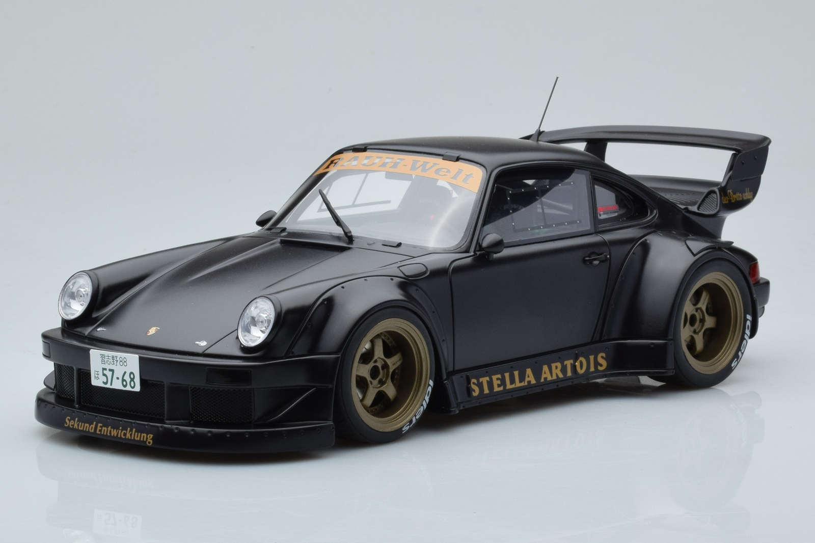 GT421 Porsche 911 964 RWB Stella Artois Black GT Spirit 1/18